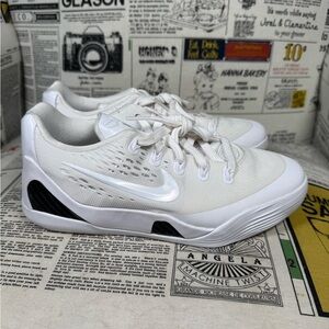 Nike Kobe 9 Elite Proto Halo White Grade School (GS) Size 4Y FV3607-100 No Box